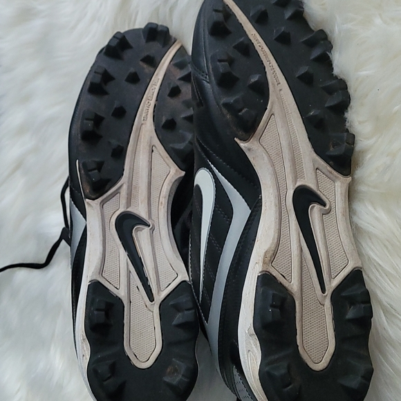 Nike Baseball Cleats - Picture 4 of 4